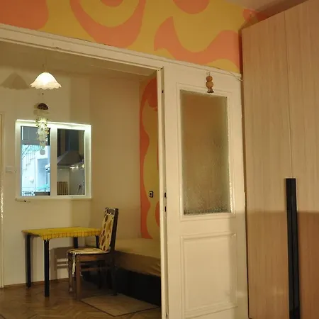 Arlequin Apartment *