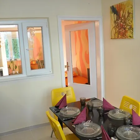 Arlequin Apartment *